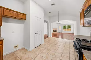 4908 Summer Rain Dr, Conroe, TX 77303 - Photo 11