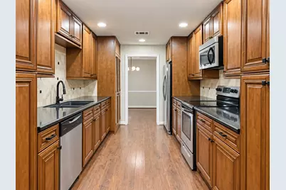 526 N Post Oak Lane, Houston, TX 77024 - Photo 9