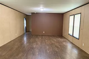 215 Live Oak St, Crosby, TX 77532 - Photo 5