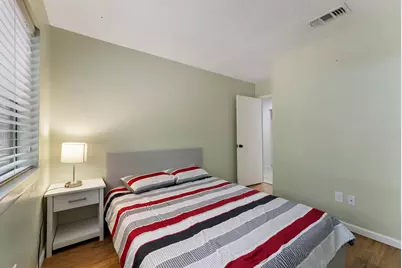 19 Tremont Woods Court, The Woodlands, TX 77381 - Photo 25