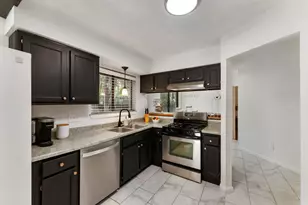 19 Tremont Woods Ct, The Woodlands, TX 77381 - Photo 9