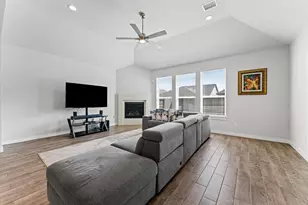 1585 Sunrise Gables Dr, Katy, TX 77493 - Photo 9