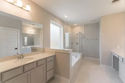 2016 Woodland Park Court, Conroe, TX 77384 - Photo 27