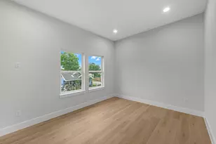 2348 Delafield St, Houston, TX 77023 - Photo 21
