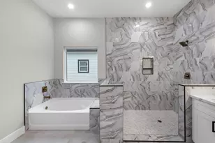 2348 Delafield St, Houston, TX 77023 - Photo 3