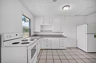 2101 E Fayle St, Baytown, TX 77520 - Photo 23