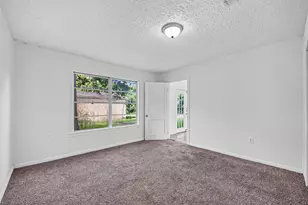 2101 E Fayle St, Baytown, TX 77520 - Photo 27