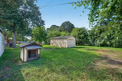 2101 E Fayle Street, Baytown, TX 77520 - Photo 39