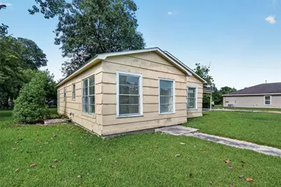 2101 E Fayle Street, Baytown, TX 77520 - Photo 5