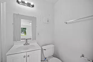 2101 E Fayle St, Baytown, TX 77520 - Photo 35