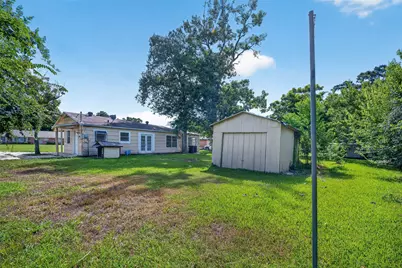 2101 E Fayle Street, Baytown, TX 77520 - Photo 41