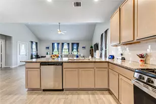 3334 Tilley Dr, Rosenberg, TX 77471 - Photo 13