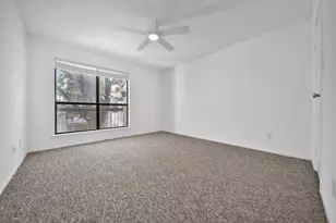 7900 N Stadium Dr, Houston, TX 77030 - Photo 15