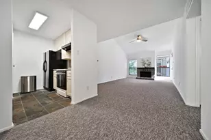 7900 N Stadium Dr, Houston, TX 77030 - Photo 11