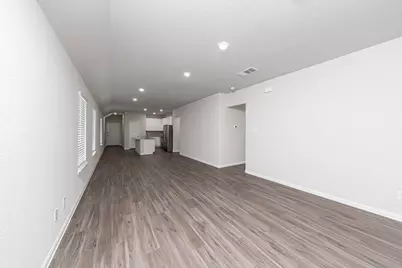 8126 Vanilla Orchid Drive, Houston, TX 77016 - Photo 7