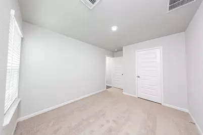 8126 Vanilla Orchid Drive, Houston, TX 77016 - Photo 15