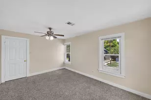 210 W 13th St, Houston, TX 77008 - Photo 29