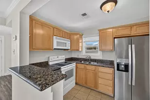 210 W 13th St, Houston, TX 77008 - Photo 19