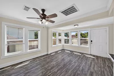 210 W 13th Street #A, Houston, TX 77008 - Photo 13