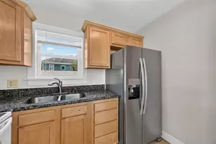 210 W 13th St, Houston, TX 77008 - Photo 21