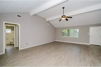 8319 Bird Run Drive, Missouri City, TX 77489 - Photo 7
