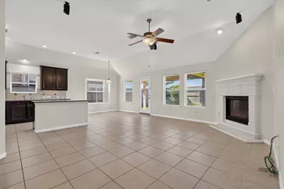 7011 Stevenson Drive, Missouri City, TX 77459 - Photo 11