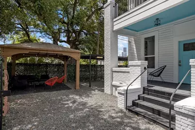 1015 Brooks Street, Houston, TX 77009 - Photo 17