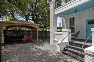 1015 Brooks St, Houston, TX 77009 - Photo 17