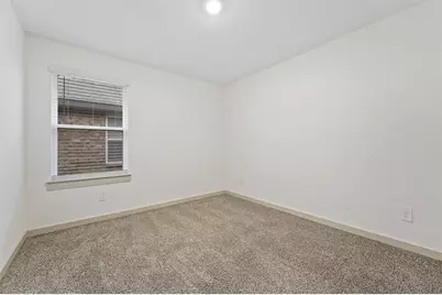 7815 Elm Birch, Rosharon, TX 77583 - Photo 5