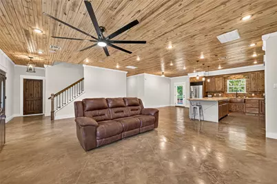298 County Road 6502 W, Dayton, TX 77535 - Photo 9
