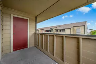 15534 Zabolio Dr, Houston, TX 77598 - Photo 19