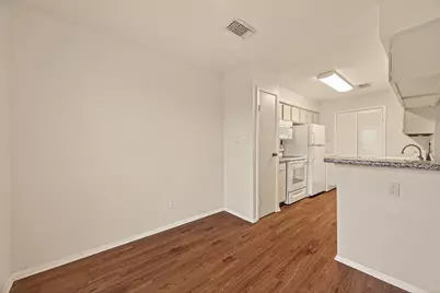 15534 Zabolio Drive #246, Houston, TX 77598 - Photo 5