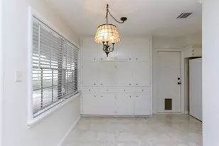 6630 Neff St, Houston, TX 77074 - Photo 7