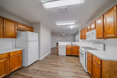 121 Rodeo Drive, Manvel, TX 77578 - Photo 9