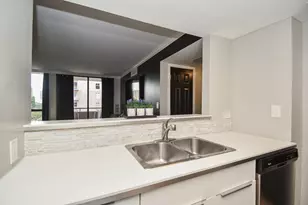 3525 Sage Rd, Houston, TX 77056 - Photo 13