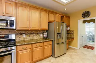 1534 Brookstone Ln, Sugar Land, TX 77479 - Photo 9