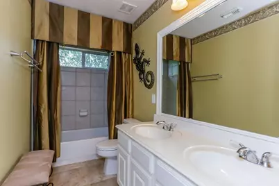 1534 Brookstone Lane, Sugar Land, TX 77479 - Photo 19