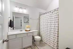 1262 Gainesville Dr, College Station, TX 77845 - Photo 9