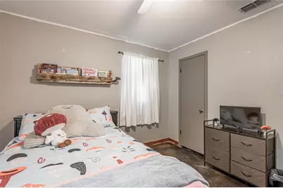 1205 W Houston Avenue, Crockett, TX 75835 - Photo 31