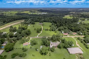 1205 W Houston Ave, Crockett, TX 75835 - Photo 45