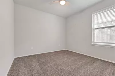 16891 Pink Wintergreen Drive, Conroe, TX 77385 - Photo 5