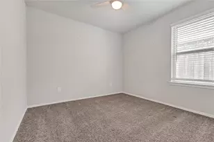 16891 Pink Wintergreen Dr, Conroe, TX 77385 - Photo 5