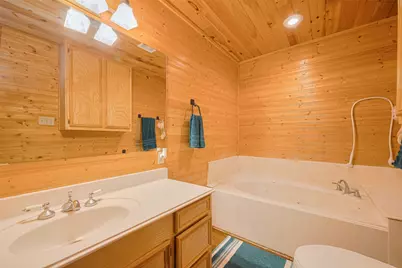 19231 Fm 442 Road, Needville, TX 77461 - Photo 17