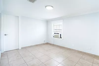 860 E 25th Street, Houston, TX 77009 - Photo 11