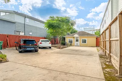 860 E 25th Street, Houston, TX 77009 - Photo 3