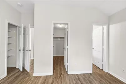 8574 Chaletford Drive, Houston, TX 77044 - Photo 9