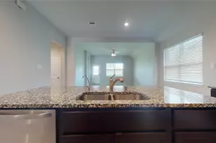 28715 Possession Island Ln, Katy, TX 77441 - Photo 11