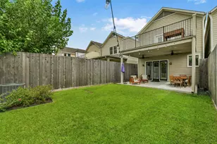 652 E 6th 1/2 St, Houston, TX 77007 - Photo 1