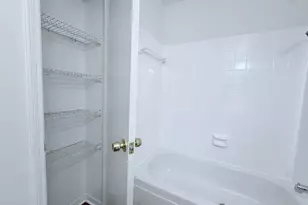 9350 Country Creek Dr, Houston, TX 77036 - Photo 21