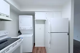 9350 Country Creek Dr, Houston, TX 77036 - Photo 11